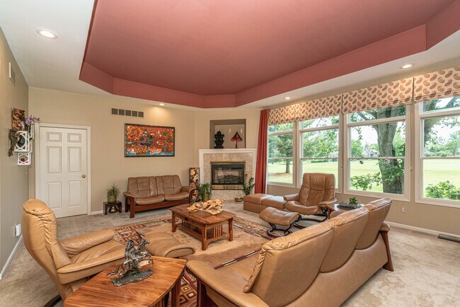 Building Photo - 5116 Forest View Ct