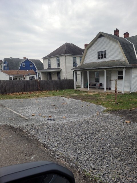 Building Photo - 609 Maryland Ave