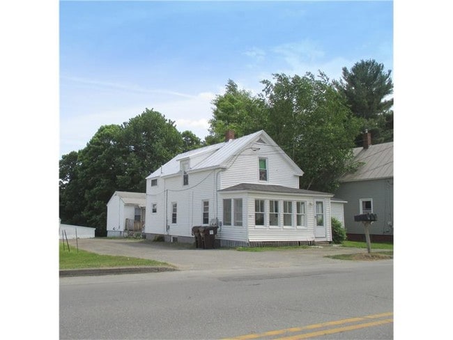 Front of building - 133 1st Rangeway
