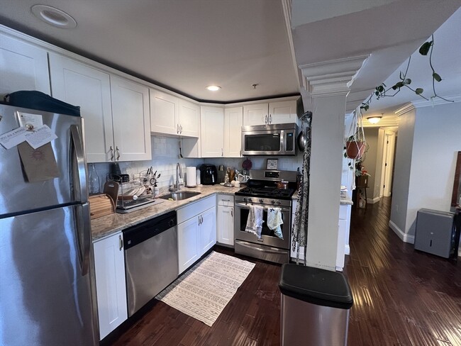 Foto del edificio - 142 Centre St