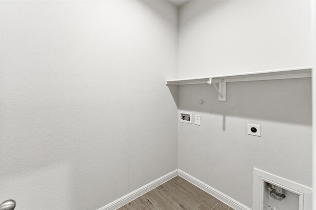 Building Photo - 9749 Serviceberry Ln