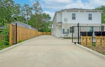 Building Photo - 4512 Brinkley St