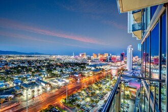 Building Photo - 4381 W Flamingo Rd
