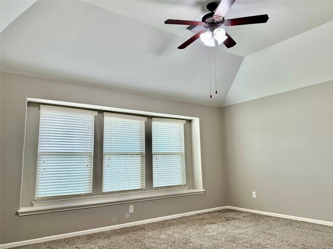 Foto del edificio - 28019 Canyon Wren Dr