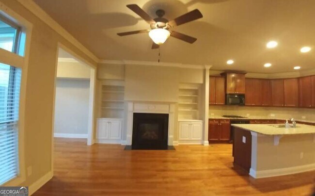 Foto del edificio - 4286 Baverton Dr