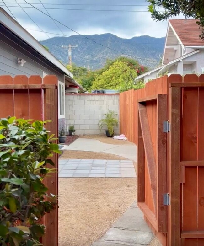 Foto del edificio - 159 N Canyon Blvd