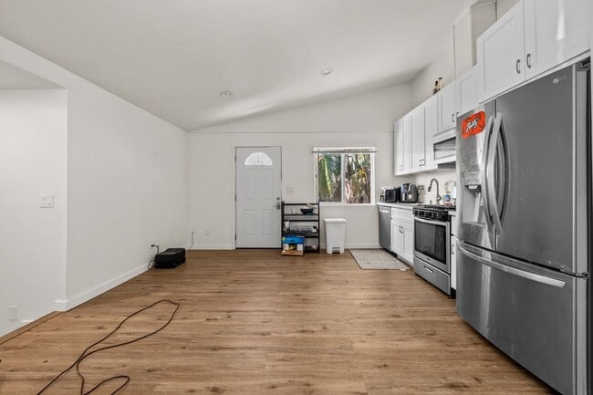 Building Photo - Steps to SDSU!