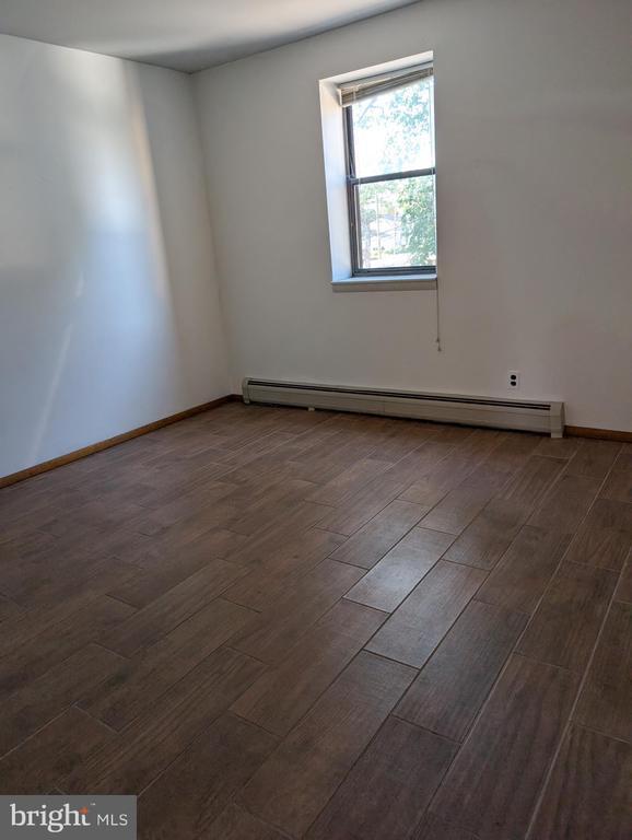Foto del edificio - 2258 State Rd.
