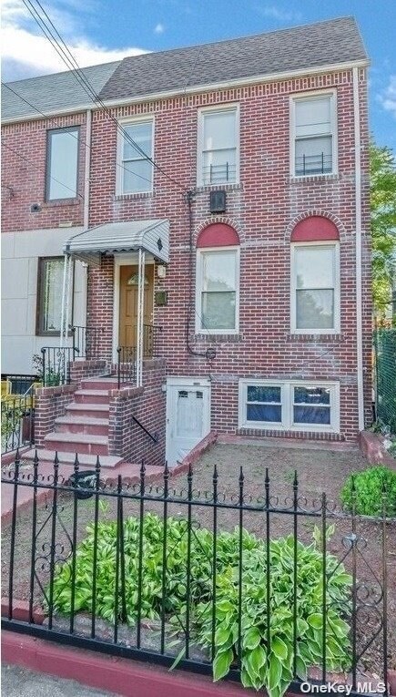 Foto principal - 1114 Brooklyn Ave