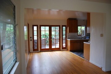 Foto del edificio - 9012 Phyllis Ave