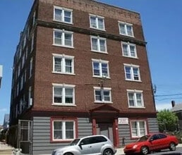 Building Photo - 86 Pequonnock St