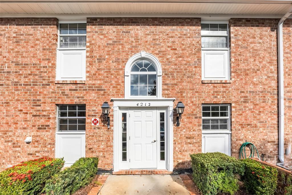 Foto principal - 4212 Lake Underhill Rd