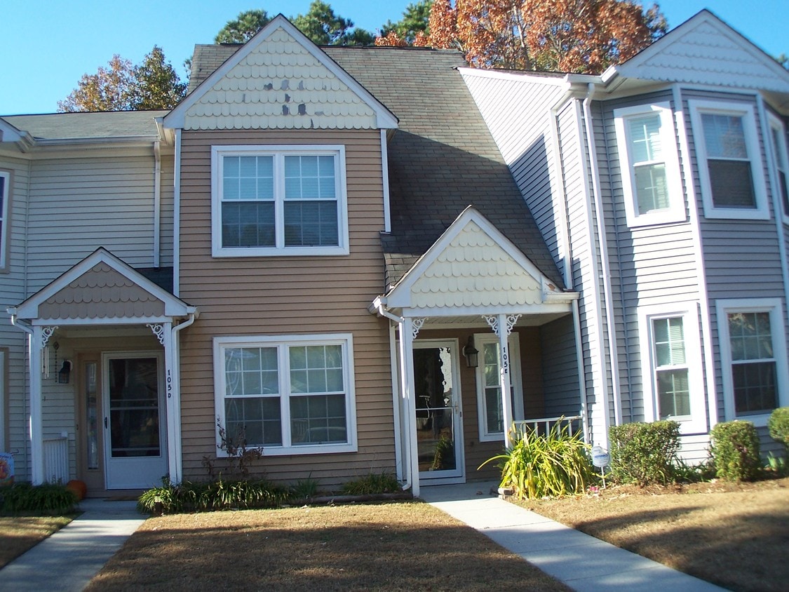 105 Heather Way, Yorktown, VA 23693 Townhome Rentals in Yorktown VA