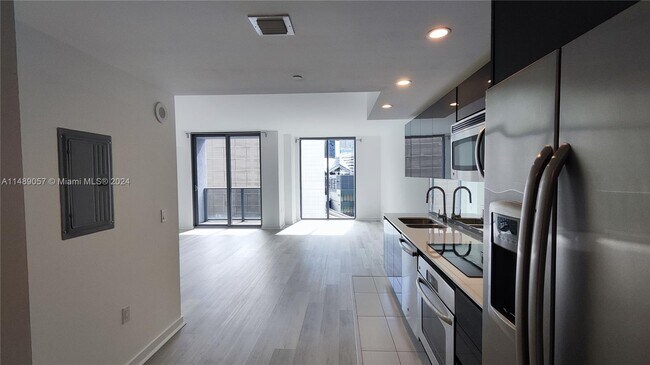 Foto del edificio - 31 SE 6th St