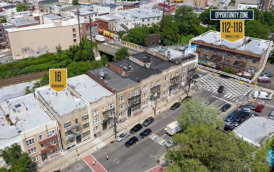 Building Photo - 112-118 Tonnele Ave