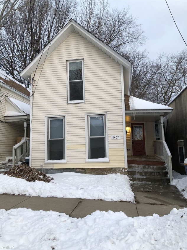 Primary Photo - 1402 North Ave NE