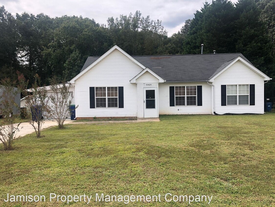 Primary Photo - 3 br, 2 bath House - 2907 Bob White Circle