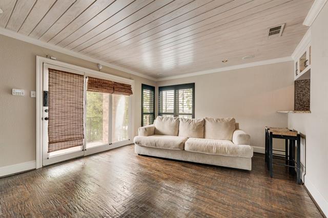 Foto del edificio - 1513 E Interstate 30