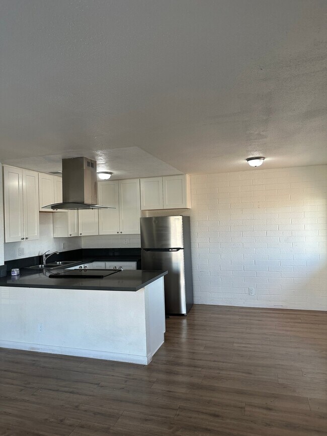 Foto del edificio - 803 N Major Ave