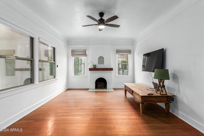 Foto del edificio - 2209 N Edgemere St