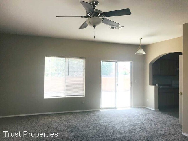 Foto del edificio - 3 br, 2.5 bath House - 2813 Carretas Dr