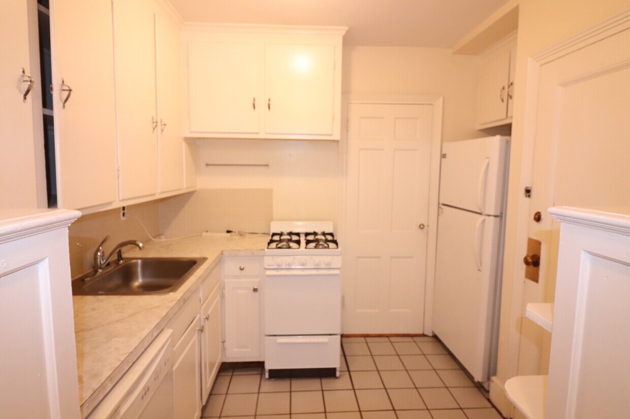 Primary Photo - 316 Washington St