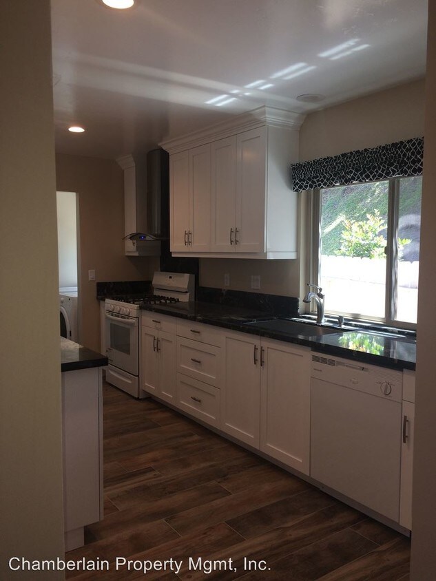 Primary Photo - 2 br, 2 bath House - 762 Nob Circle