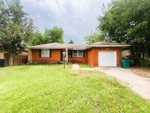 Building Photo - 3808 NW 58th St