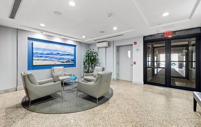 Foto del edificio - 360 shore Rd