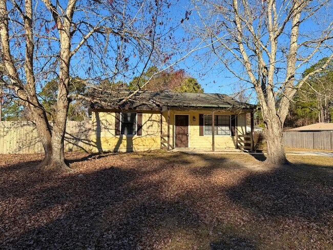 Foto del edificio - 2 Bedroom Home w/ Flex Room, fenced in yard - Close to base!!