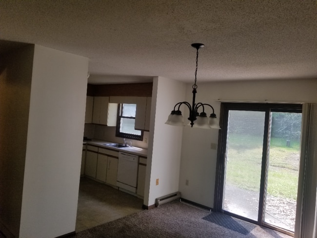 Building Photo - 3452 Key Ct