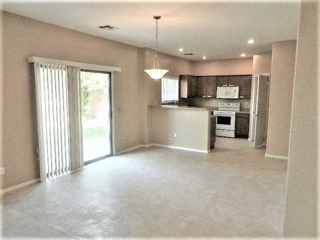 Building Photo - 2680 E Waterview Court