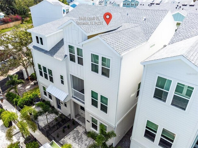 Building Photo - 2408 Ezzell Ct