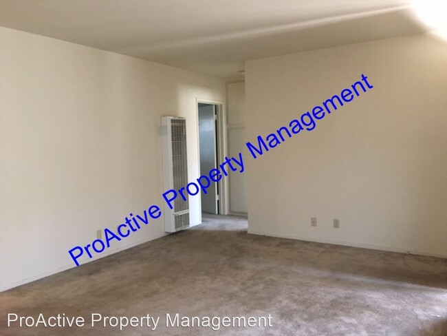 Building Photo - 459 E Palm Ave