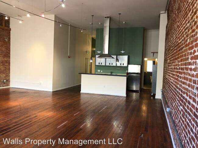 Foto del edificio - 211 1st Ave S