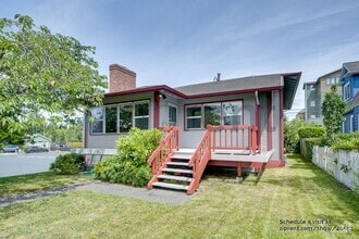 Building Photo - 4110 44th Ave SW