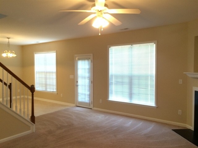 Building Photo - 121 Haywood Lane