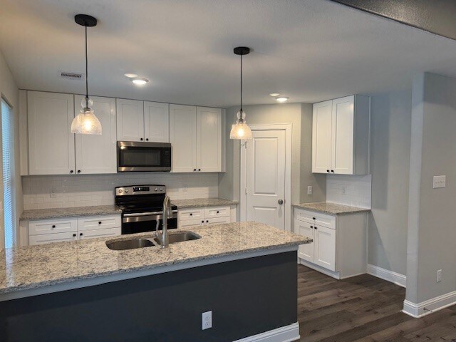 Foto del edificio - 15814 Beechnut Dr