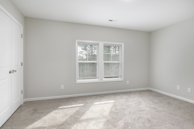 Building Photo - 519 Tussey Dr