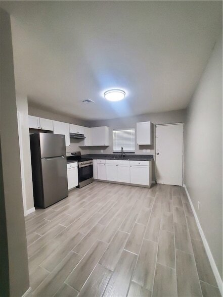 Foto del edificio - 3300 S 7th St