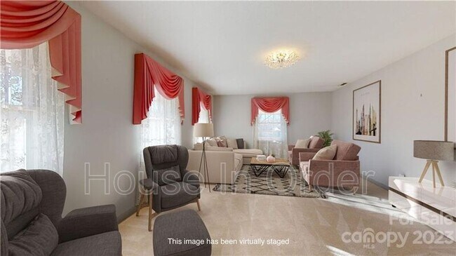 Foto del edificio - 219 Ridge Rd