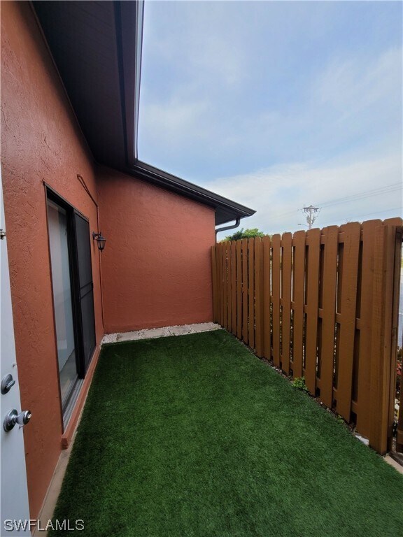 Foto del edificio - 804 SW 47th Terrace