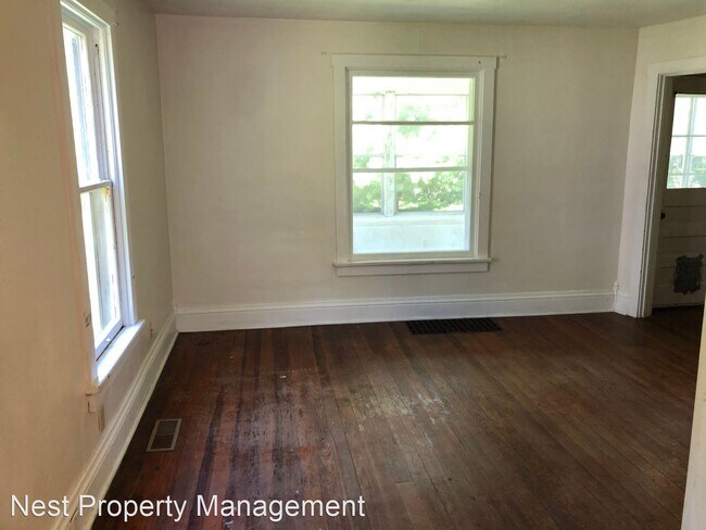 Building Photo - 3 br, 2 bath House - 226 Orchard Ct