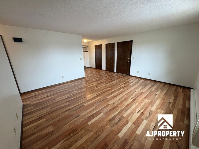 Foto del edificio - 600 E Aspen Blvd