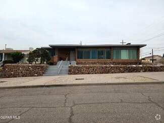 Building Photo - 3431 Aurora Ave