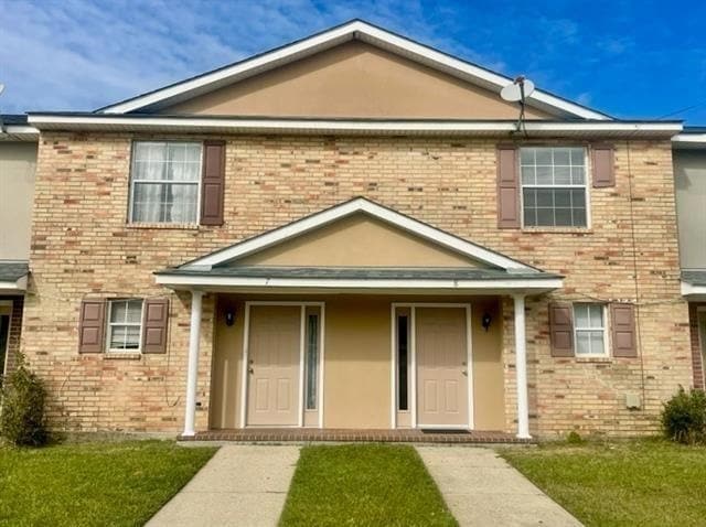 Foto principal - 1600 Newport Pl