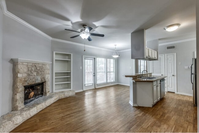 Foto del edificio - 6804 N Capital of Texas Hwy