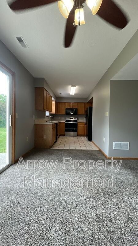 Building Photo - 1331 Trimble St