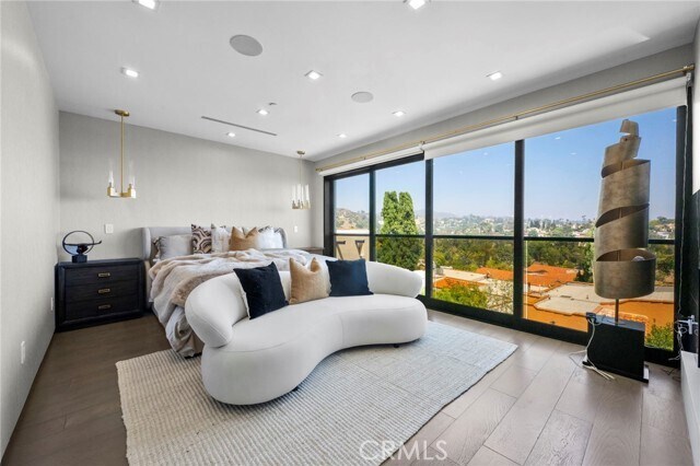 Foto del edificio - 2033 Glencoe Way