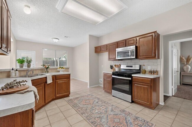 Foto del edificio - 17905 Worley Dr